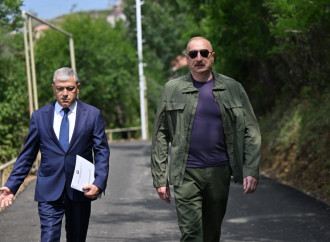 Prezident İlham Əliyev Şuşanın Kiçik Qaladərəsi kəndində görülən işlərlə tanış olub və kəndə qayıdan sakinlərlə görüşüb