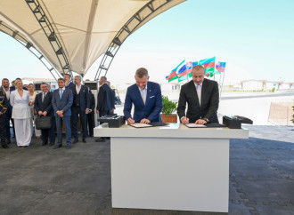 Prezident İlham Əliyev və Slovakiya Prezidenti Peter Pelleqrini Ağdamın Baş Qərvənd kəndində görülən işlərlə tanış olublar