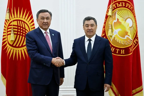 Sadır Japarov TDT-nin Baş katibi ilə görüşüb