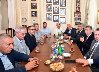 Mədəniyyət naziri Adil Kərimli Azərbaycan Yazıçılar Birliyinin sədri Anarla görüşüb