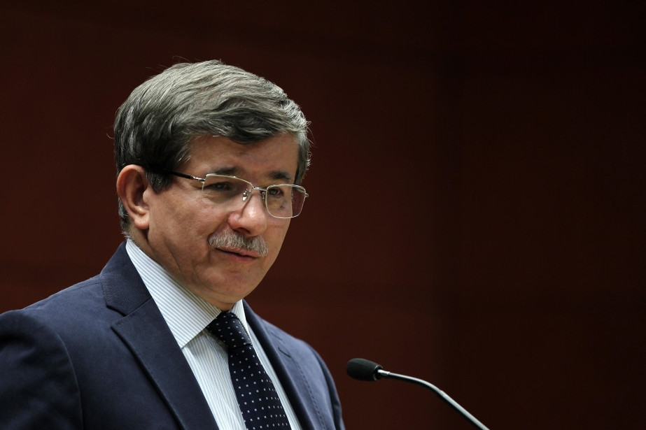 Türkiyənin sabiq baş naziri Əhməd Davudoğlu siyasətlə vidalaşdı