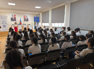 Yevlaxda erkən nikah probleminə dair maarifləndirici tədbirlər keçirilib