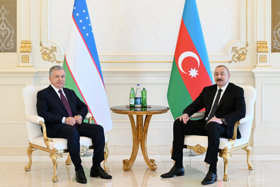 Prezident İlham Əliyev: Azərbaycan ilə Özbəkistanın iqtisadi imkanları yeni əməkdaşlıq formatlarının yaradılması üçün geniş üfüqlər açır
