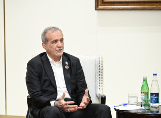 Bişkekdə Prezident İlham Əliyevin Məsud Pezeşkianla görüşü olub