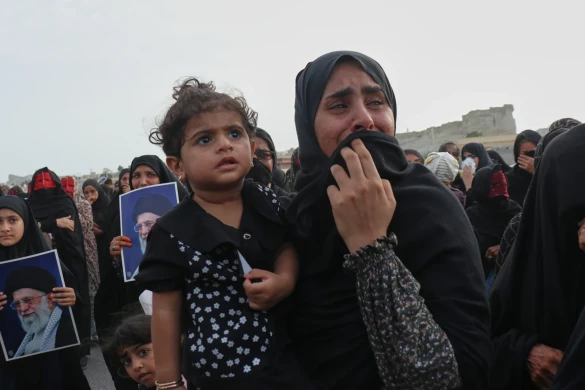 İranın Xark adası yaxınlığında partlayış səsləri eşidilib