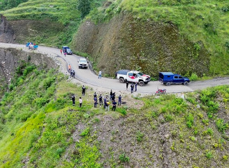 BƏƏ-nin axtarış-xilasetmə qrupu Nepalda fəaliyyətə başlayıb