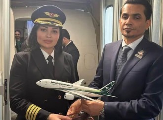 İraq Hava Yollarında ilk qadın pilot işə başladı