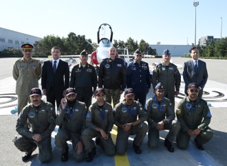 Prezident İham Əliyevə çoxməqsədli JF-17C təyyarələri təqdim olunub