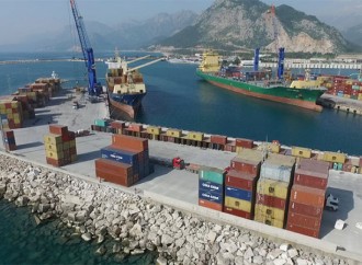 Türkiyənin Mersin limanı 26 milyon tona yaxın yük qəbul edib (ÖZƏL)