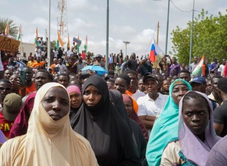 Niger hərbi çevrilişdən sonra müstəmləkəçilikdən xilas ola biləcəkmi