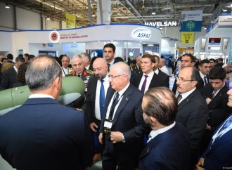 Türkiyənin müdafiə naziri "ADEX-2024” və “Securex Caspian” sərgilərini ziyarət edib