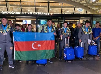 Ağırlıqqaldırma yığmamız Vətənə dönüb