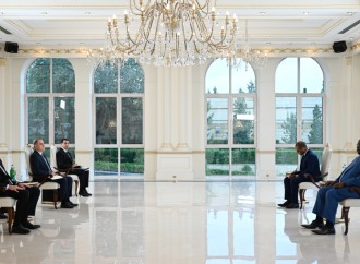 Prezident İlham Əliyev Beninin Azərbaycanda yeni təyin olunmuş səfirinin etimadnaməsini qəbul edib