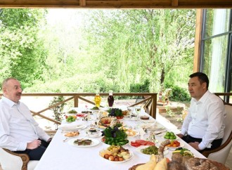 Prezident İlham Əliyev və Qırğız Prezidenti Sadır Japarov birgə nahar ediblər