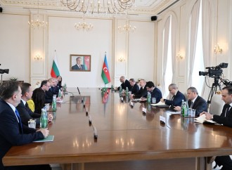 Prezident İlham Əliyevin və Bolqarıstan Prezidenti Rumen Radevin geniş tərkibdə görüşü başlayıb