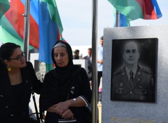 Azərbaycan xalqı qəhrəman şəhidlərini anır