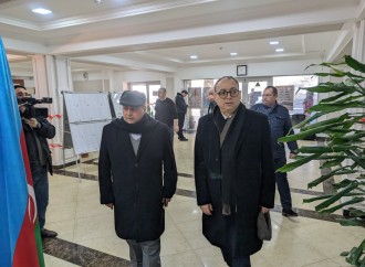 Asiya Parlament Assambleyasının üzvləri seçkiləri müşahidə etmək üçün məntəqəyə gəliblər
