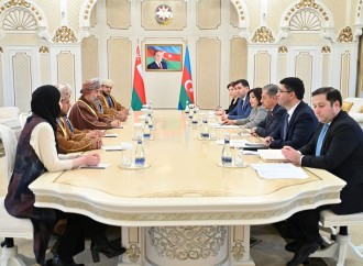 Sahibə Qafarova Oman Sultanlığının Şura Məclisinin sədri ilə görüşüb