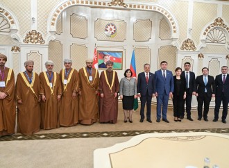 Sahibə Qafarova Oman Sultanlığının Şura Məclisinin sədri ilə görüşüb