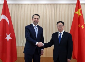 Alparslan Bayraktar çinli həmkarı Vanq Quanqhua ilə görüşüb