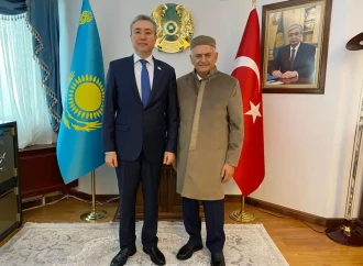 Binəli Yıldırım Qazaxıstanın Türkiyədəki səfiri ilə görüşüb