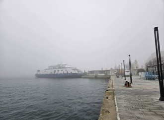 İstanbul boğazında gəmilərin hərəkəti dayandırılıb