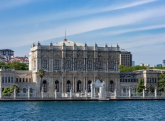 İstanbul Su Yolu üzərində memarlıq möcüzələri:İkonik Boğaziçi malikanələri