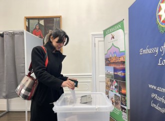 Böyük Britaniyadakı səfirliyimizdə səsvermə prosesi davam edir