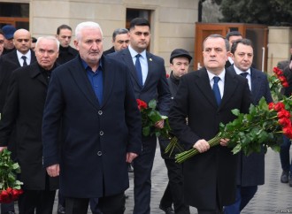 Ceyhun Bayramov İranda şəhid olan Orxan Əsgərovun məzarını ziyarət edib 