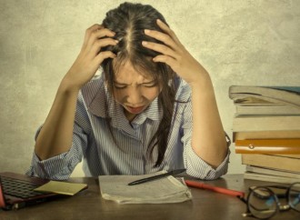Məktəbə erkən başlamaq DÇHP riskini artırır