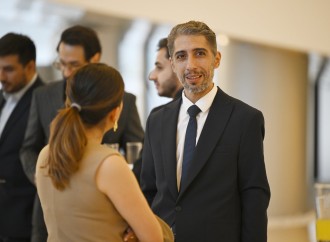 Heydər Əliyev Mərkəzində Tağıyev: Neft bədii filminin premyerası olub