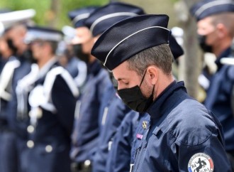 Fransa polisi İran Xalq Mücahidləri Təşkilatının qərargahına hücum edib