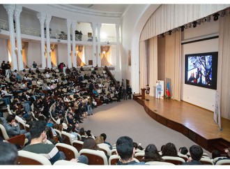 “Reza Deghatinin gözündə Xocalı soyqırımı” adlı tədbir keçirilib