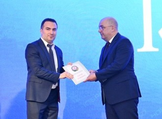 Şahin Bağırov Mərkəzi Gömrük Hospitalının fəaliyyətində fərqlənən tibb işçilərini təltif edib