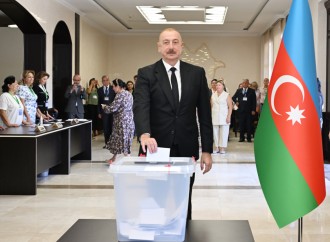 Prezident İlham Əliyev, Birinci xanım Mehriban Əliyeva və qızları Leyla Əliyeva səs veriblər  (yenilənib)