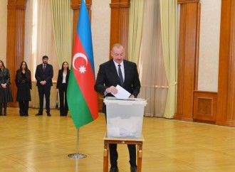 Prezident İlham Əliyev, Birinci xanım Mehriban Əliyeva və ailə üzvləri Xankəndidə səs veriblər