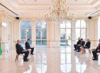 Prezident İlham Əliyev ABŞ-ın ölkəmizdə yeni təyin olunmuş səfirinin etimadnaməsini qəbul edib