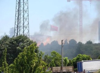 İstanbulda fabrik yanır
