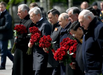 Sadır Japarov Moskvada keçirilən Paradda iştirak edib