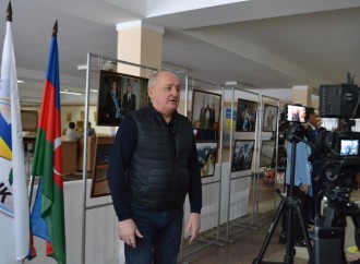 Jitomirdə Heydər Əliyevin 100 illik yubileyi münasibətilə fotosərgi nümayiş olunub