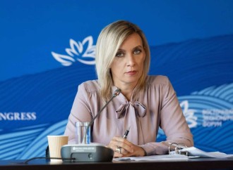Zaxarova Qərbin Ermənistana hərbi texnika tədarükünü şərh edib