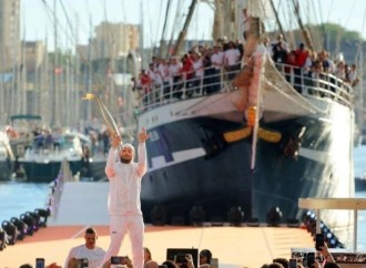 Olimpiya məşəli 2024 Paris Olimpiadası üçün Fransaya çatıb