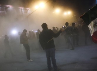 Meksikada yüzlərlə etirazçı Senatın binasına daxil olub