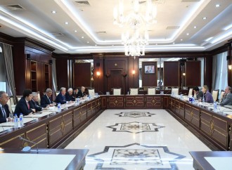 Milli Məclisdə ATƏT nümayəndələri ilə növbədənkənar seçkilər müzakirə edilib