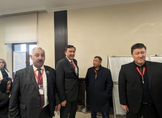 TDT-nin nümayəndə heyəti Azərbaycanda keçirilən seçkiləri müşahidə etmək üçün seçki məntəqəsinə gəlib