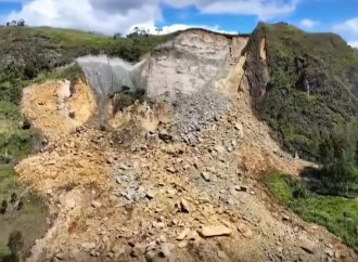 Papua Yeni Qvineya torpaq sürüşməsində 600-dən çox adam ölüb