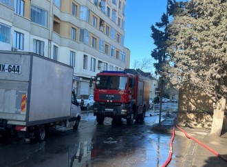 Bakıda partlayış olan mebel sexində yanğın məhdudlaşdırılıb