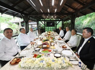Şuşada Prezident İlham Əliyevin adından Türk Dövlətləri Təşkilatı dövlət və hökumət başçılarının şərəfinə nahar verilib