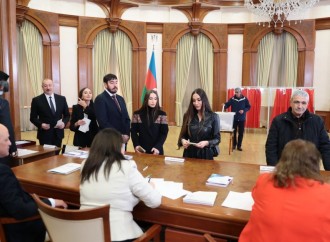 Prezident İlham Əliyev, Birinci xanım Mehriban Əliyeva və ailə üzvləri Xankəndidə səs veriblər