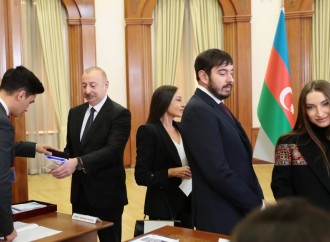 Prezident İlham Əliyev, Birinci xanım Mehriban Əliyeva və ailə üzvləri Xankəndidə səs veriblər